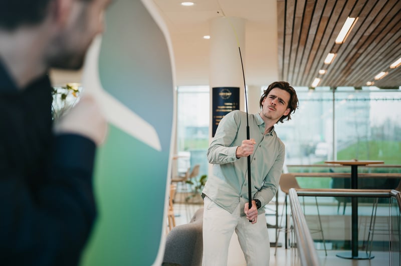 Rebel met vishengel vist het Power Platform binnen